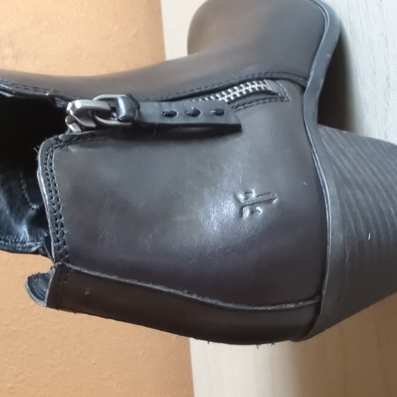 Frye double Zipper booties - Picture 5 of 7